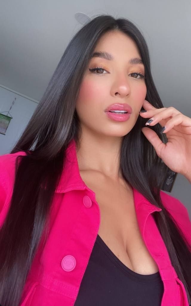 HI I'M AVAILABLE FOR ALL KIND OF SERVICE.....TEXT ME NOW FOR AN UNFORGETTABLE EXPERIENCE.. telegram: @ajads2540 Snapchat: hel - Image 3